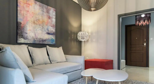 Penelope's Luxury Apartment