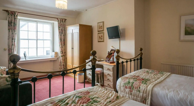 Lifton Hall, Rezervasyon Otel Lifton 