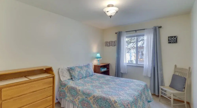 Коттедж с 6 комнатами с балконом 1 Mi to Flathead Lake: Bigfork Village Retreat