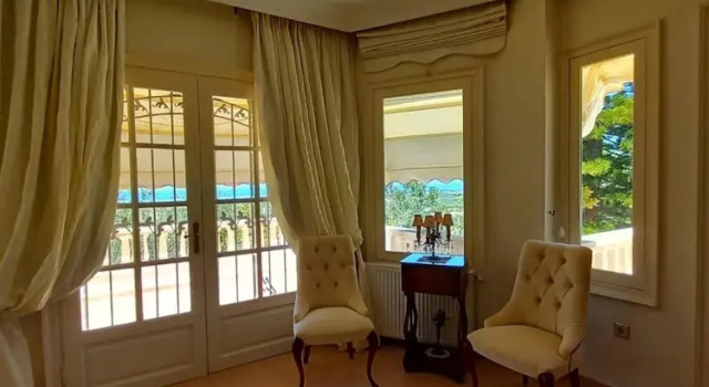 Вилла Palazzo Reale Superior Villa