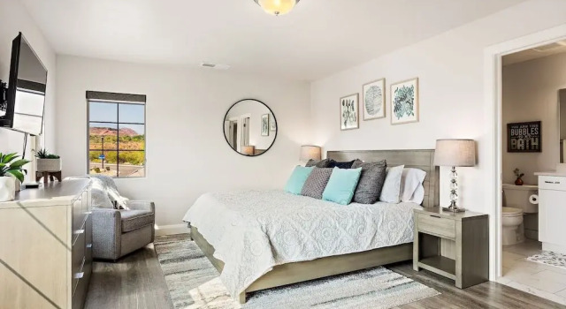 Zion Sunrise by RedAwning, Varaa Huoneisto Washington 