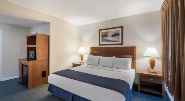 Номер Standard Americas Best Value Inn-Painted Post
