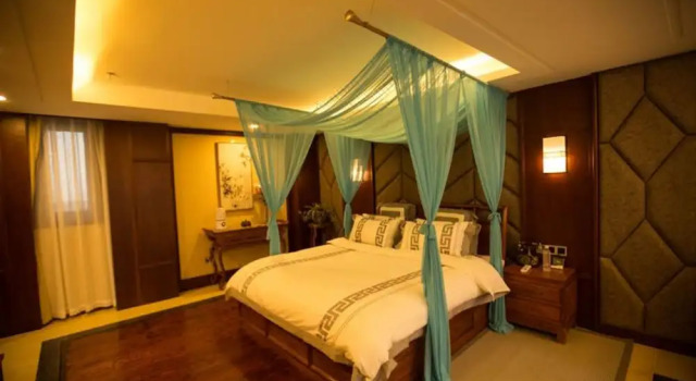 Li Jiang Jin Shi Boutique Inn, Забронировать Бутик-отель Лицзян Юньнань, рядом с Улица Сквер-стрит Древнего города Даянь