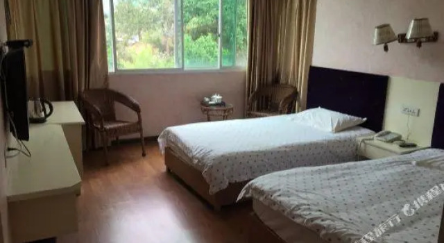 Longchuanwan Hotel