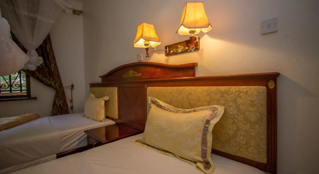 Hibis Hotel