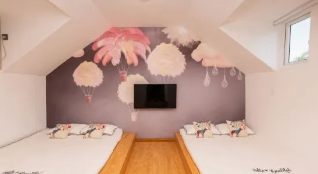 Люкс Holiday Kangaroo Homestay (Beihai Silver Beach Branch)