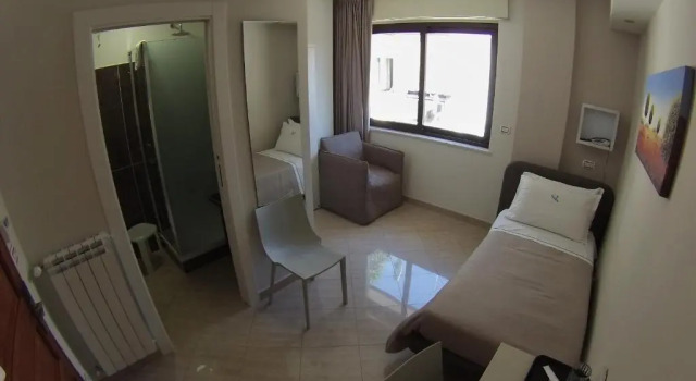 Standard Einzel Zimmer Sonevi Rooms Napoli