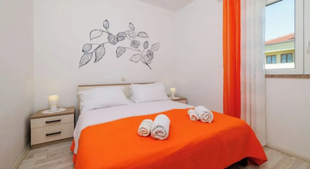 Apartments Klara, Prenota Appartamento Hotel a Isole Quarnerine con parcheggio, Parcheggio