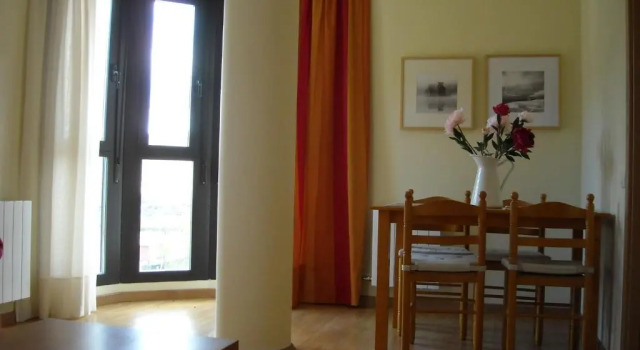 Апартаменты Apartamentos Turísticos Real Valle Ezcaray