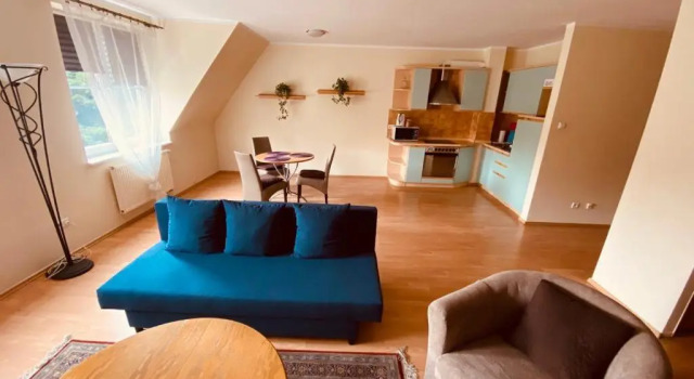 Apartamenty przy Zamku, Забронировать Апартаменты/квартира Отели Мазурия с парковкой, Парковка