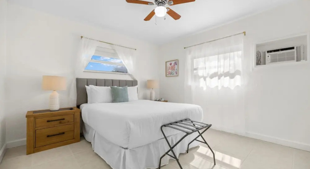 Sunset Inn - Hallandale Beach, Rezerwuj Apartamentowiec hotelowy Apart-hotele w Panhandle Florida, Apartamentowiec hotelowy