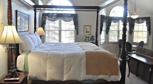 Studio Luxury Mountain Getaways