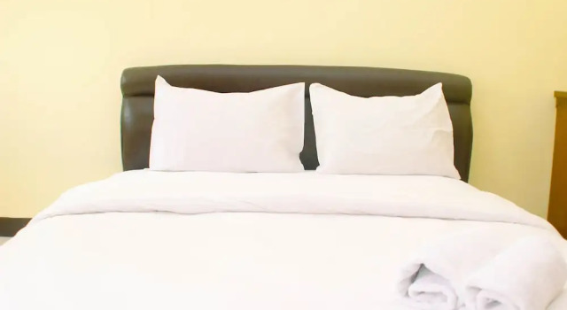 Студия Warm And Homey Studio Room At Maple Park Sunter Apartment