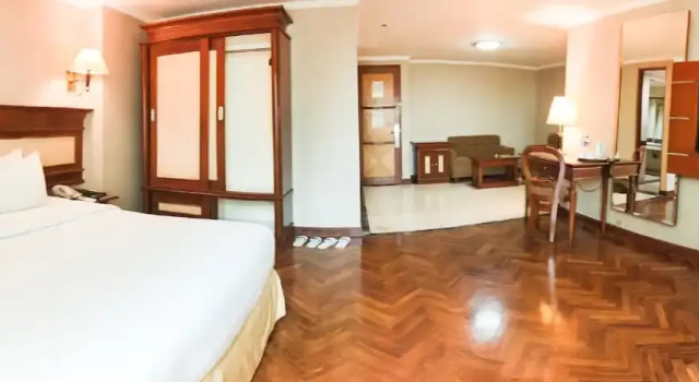 Полулюкс Mega Anggrek Hotel Jakarta Slipi
