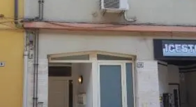 Casa Cavour, Rezervovat Hotel Pesaro 