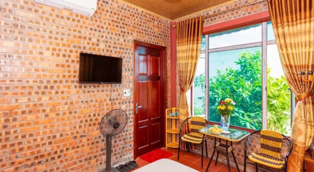 Двухместный номер Deluxe с балконом Bai Dinh Eco Homestay