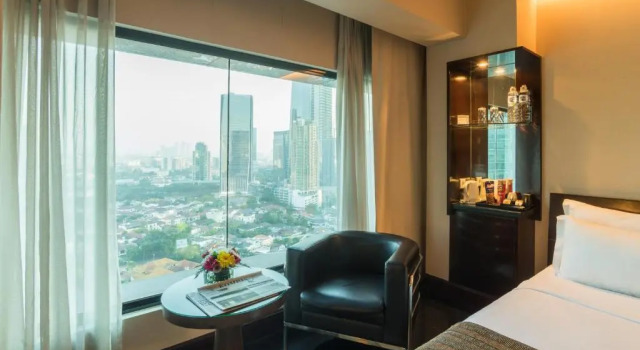 Standard Twin room Manhattan Hotel Jakarta