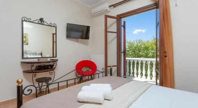 Villa Mansion With Private Pool, Buchen Sie Villa Vanato Zakynthos