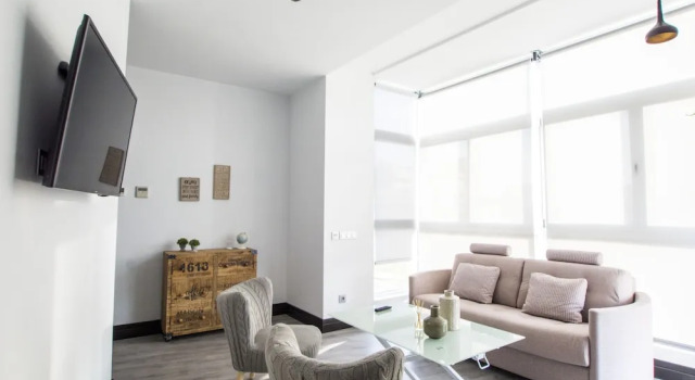 Stay Unique Apartments Rosaleda cerca Museo Picasso, Забронировать Апартаменты/квартира Отели Малаги с парковкой, рядом с Железнодорожный вокзал Малаги, Парковка
