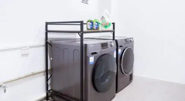 Human Hotel, Rezerwuj Hotel Hotele w Nanning z parkingiem, Parking