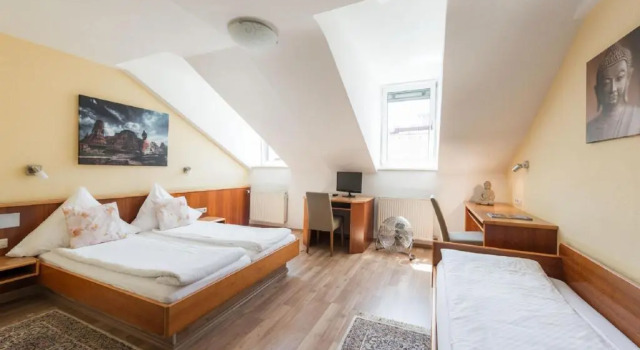 Трёхместный номер Standard Karl - das City Hotel Konstanz