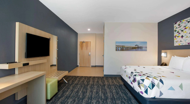 La Quinta Inn & Suites by Wyndham Manassas, VA- Dulles Airport, Забронировать Отель Манассас Washington DC Metropolitan area