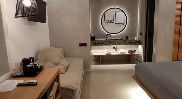 Avra Luxury Suites Mykonos, Забронировать Отель Тоурлос остров Миконос, рядом с Старый Порт Миконоса
