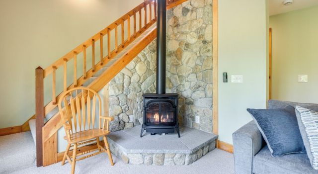 Peaceful Conway Home w/ Fire Pit & Grill