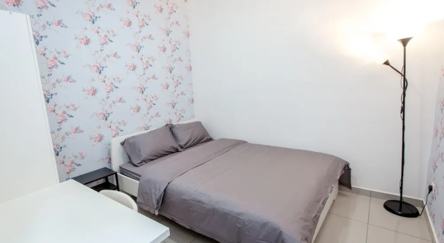 Апартаменты Deluxe Rex Ollie The Edge Residence