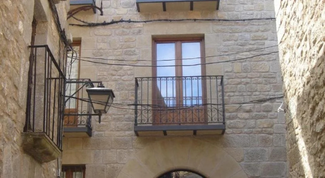 Apartamentos La Luna, Забронировать Апартаменты/квартира Сос-дель-Рей-Католико Zaragoza Province, рядом с Церковь святого Стэфана