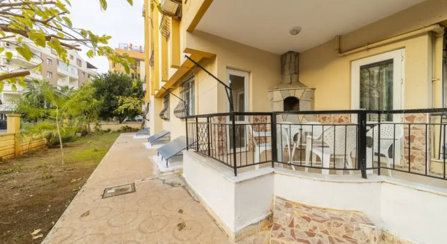 Spacious Flat With Backyard in Muratpasa, Забронировать Апартаменты/квартира Апартаменты провинции Антальи, Апартаменты/квартира