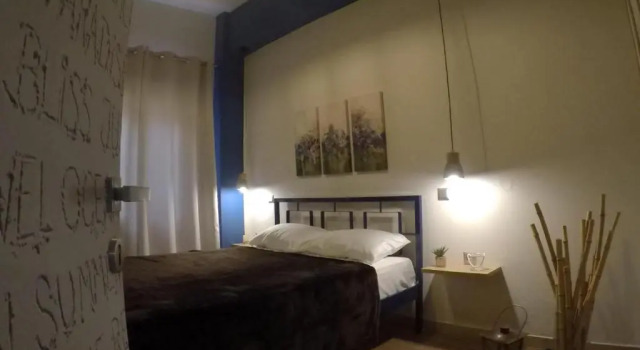73sq Apt near Athens and Piraeus port with backyard, Забронировать Апартаменты/квартира Пирей Острова Саронического залива - Аттика, рядом с Региональная главная больница Никаии