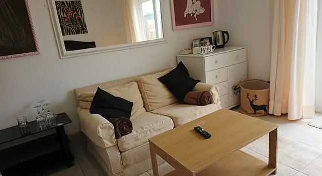 Surf Lookout - King size en-suite with sea views, Забронировать Гостевой дом Гостевые дома Ньюки, рядом с Рыбацкая хижина Huer's Hut, Гостевой дом