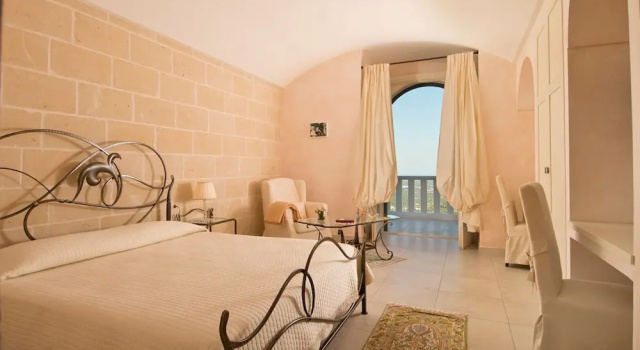 Номер Deluxe Al Mirador Resort