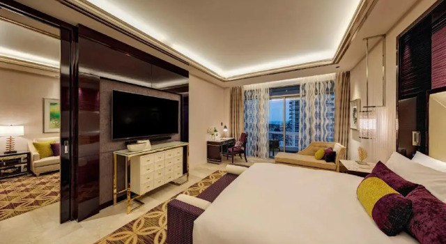 Люкс с балконом The Darling at The Star Gold Coast