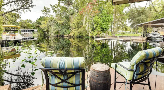 Коттедж Sandy Shore & Multi-boat Dock! St Johns River Home