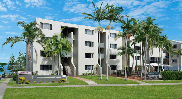 Joanne Apartments, Buchen Sie Ferienwohnung Hotels in Caloundra mit Pool, Schwimmbad