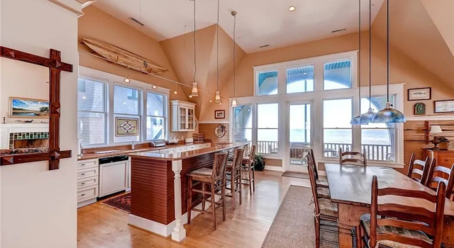 Коттедж Twin Peaks 3 Bedroom Holiday Home By Bald Head Island