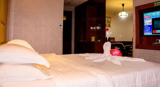 Номер Superior GreenTree Inn GanZhou Zhanggong District SanKang Temple RT-MART Express Hotel