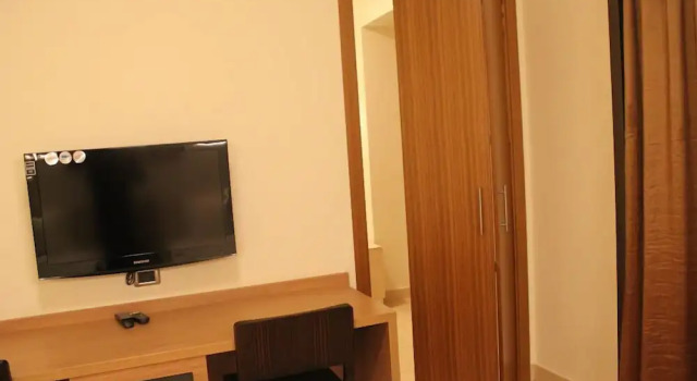 Полулюкс с балконом Hayali Suites