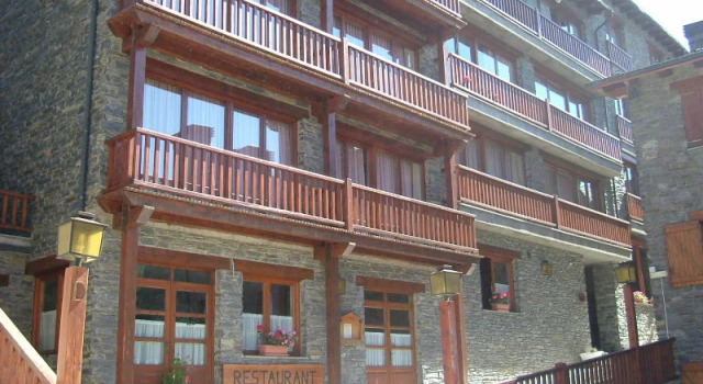 Apartamentos La Solana, Забронировать Отель Валь-де-Бои Каталония