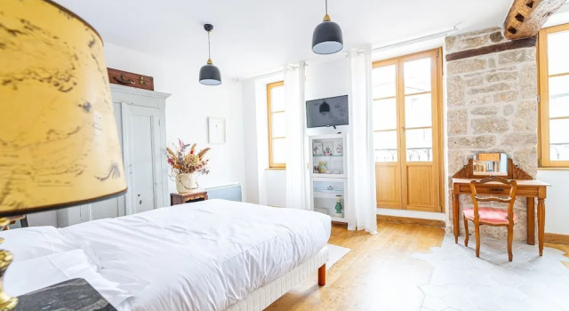 Студия Premium La Maison George