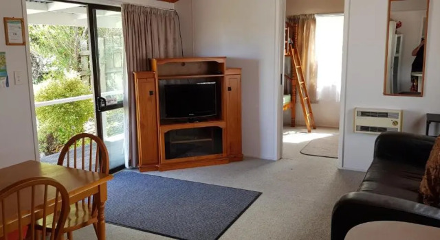 Бунгало с 2 комнатами Matakohe Holiday Park