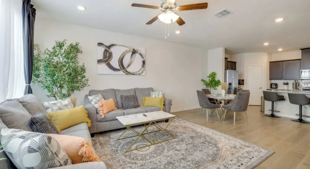 Апартаменты 12 Mi to Dtwn Mckinney: Modern Gem w/ Patio & Yard