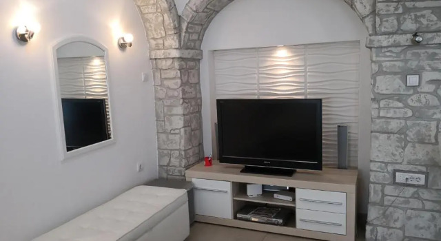 Apartment Zemun Old Town Center, Забронировать Апартаменты/квартира Отели Земун с парковкой, рядом с Millenary Monument, Парковка