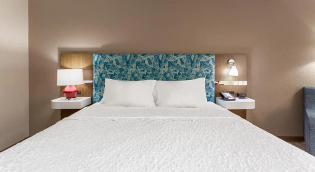 Люкс Hampton Inn Biloxi-Ocean Springs
