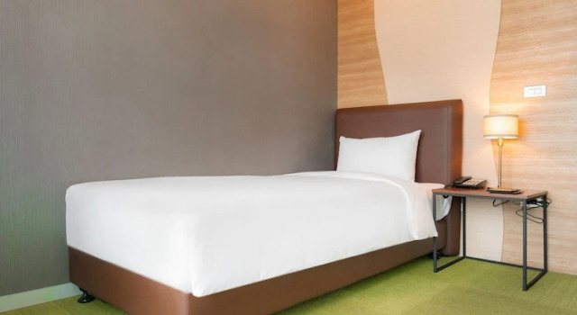 Номер Standard International Hotel in Ulaanbaatar