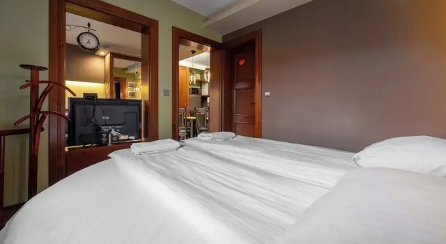 RentPlanet - Apartament Tatary, Book Apartment Hotels in Tatras with Parking, Parking