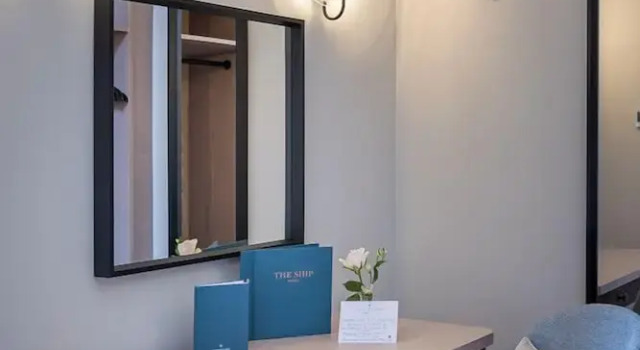 Номер Deluxe The Ship Hotel