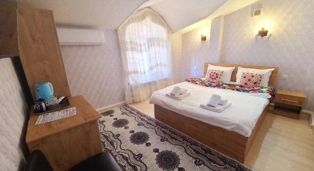 Registan Center Guest House
